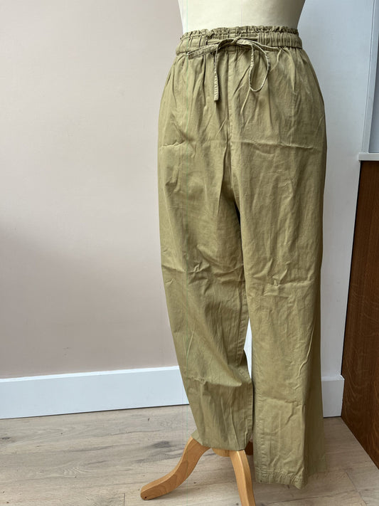 Orvis cotton trousers size 16