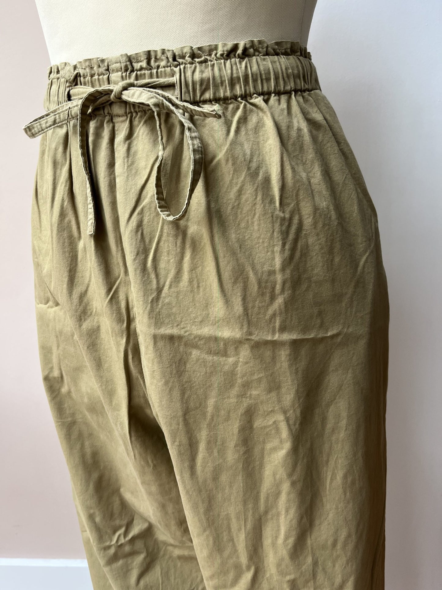 Orvis cotton trousers size 16