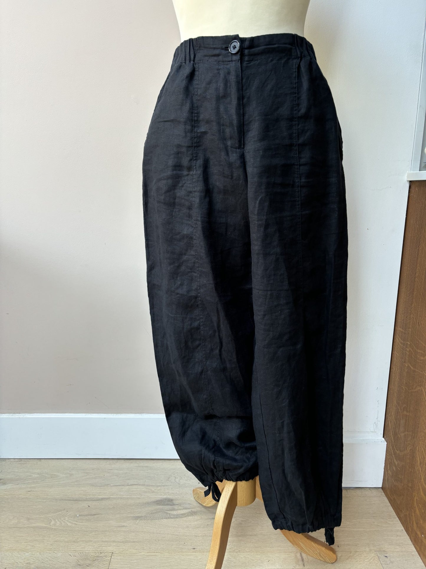 Black linen trousers size 10