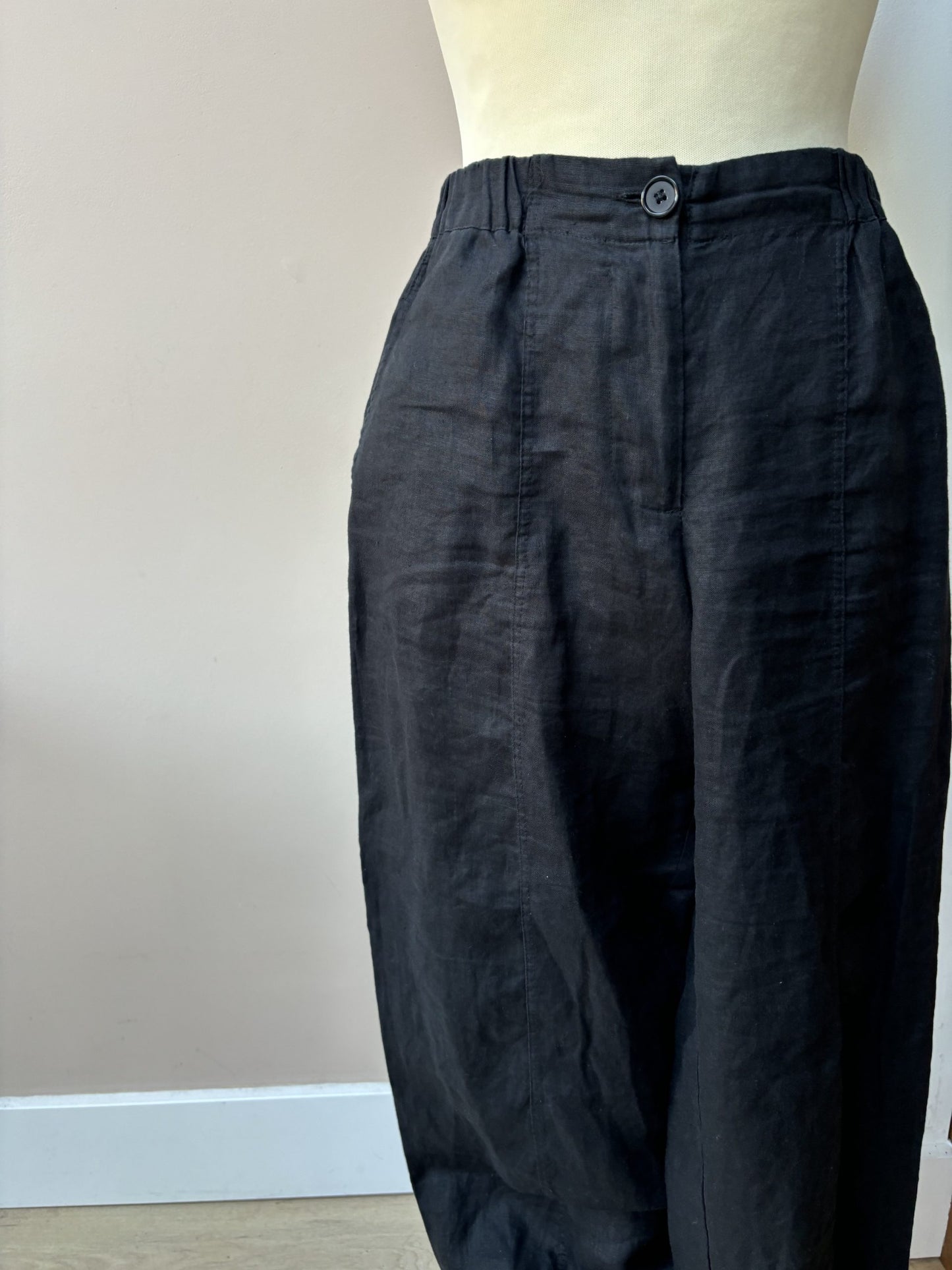 Black linen trousers size 10