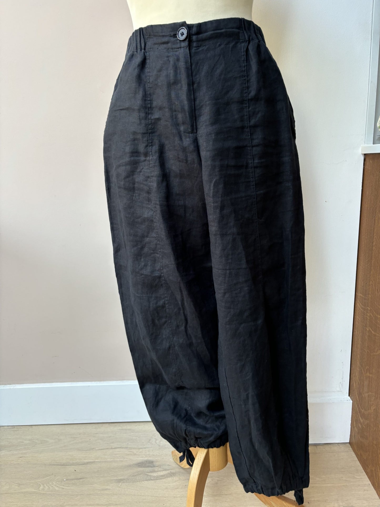 Black linen trousers size 10
