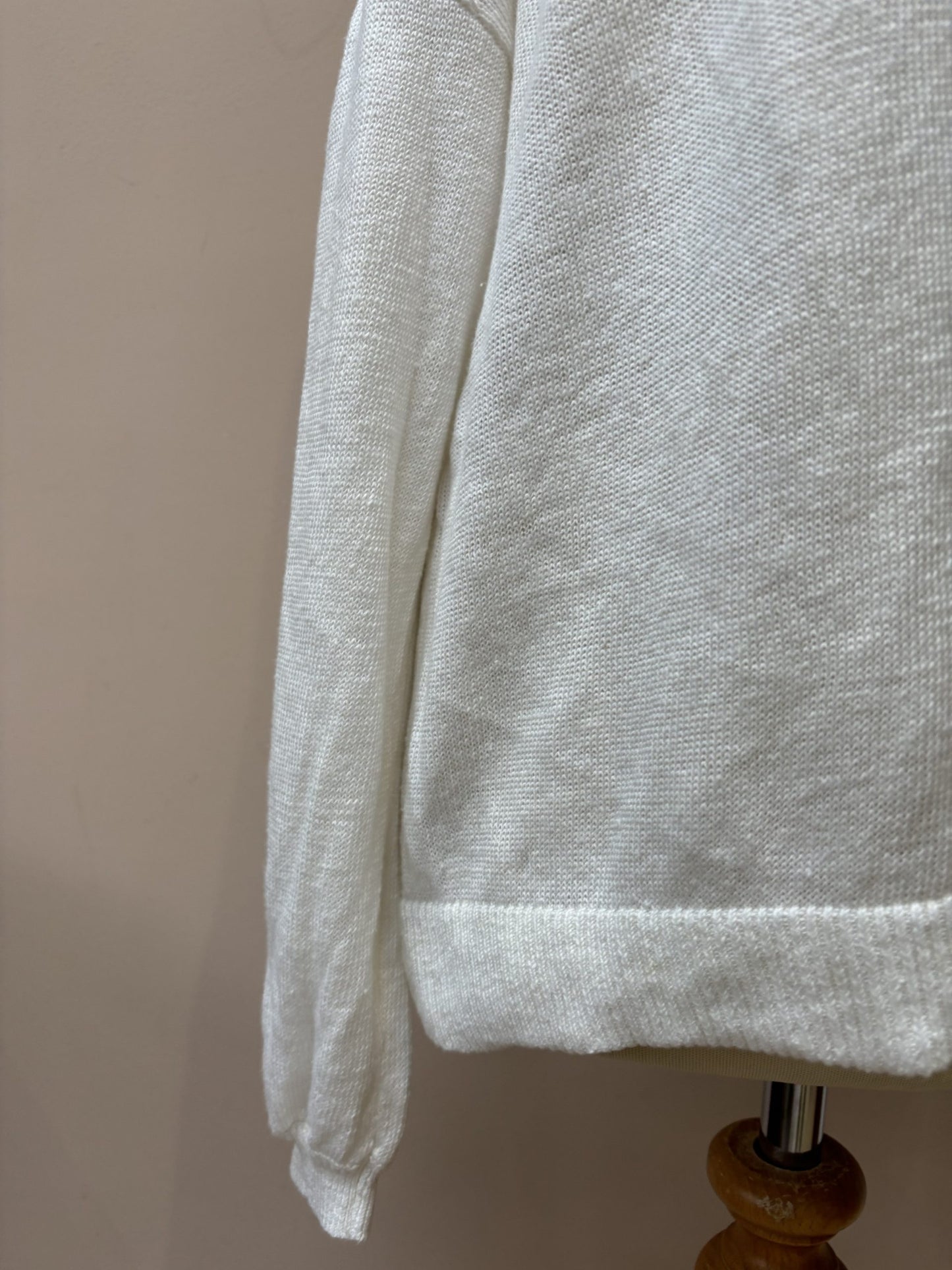 White linen jumper size 18/20