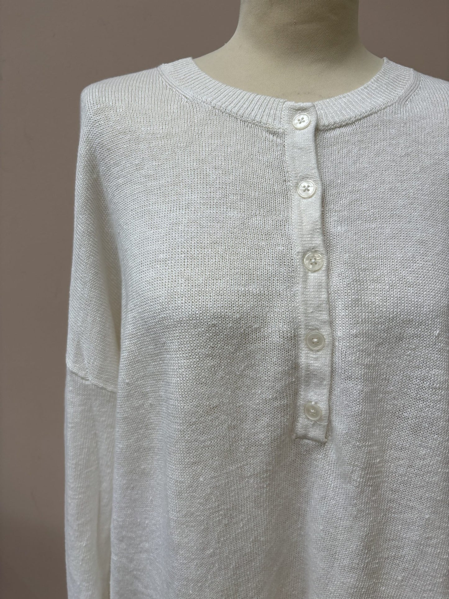 White linen jumper size 18/20