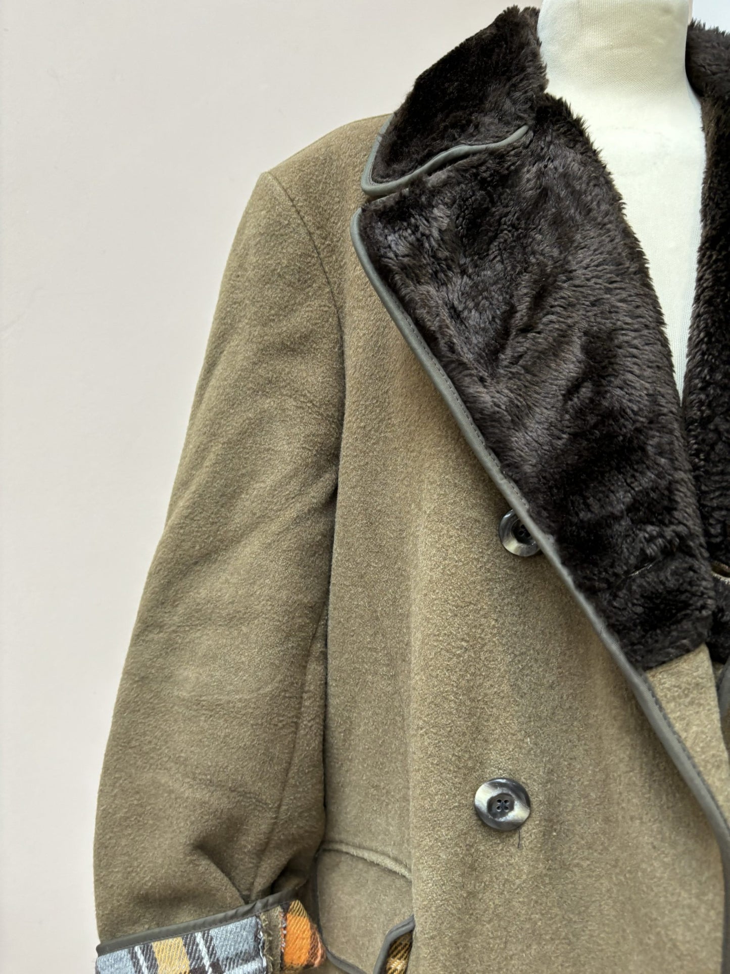 Vintage wool coat size 12-16