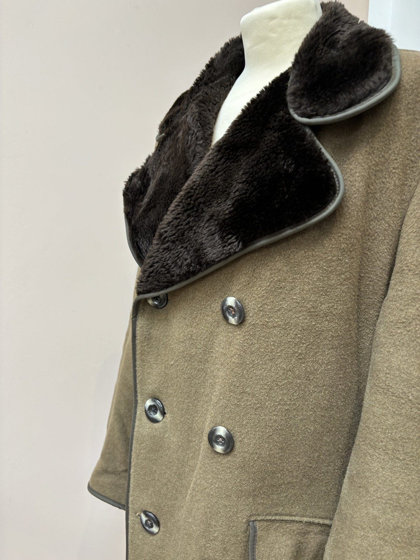 Vintage wool coat size 12-16