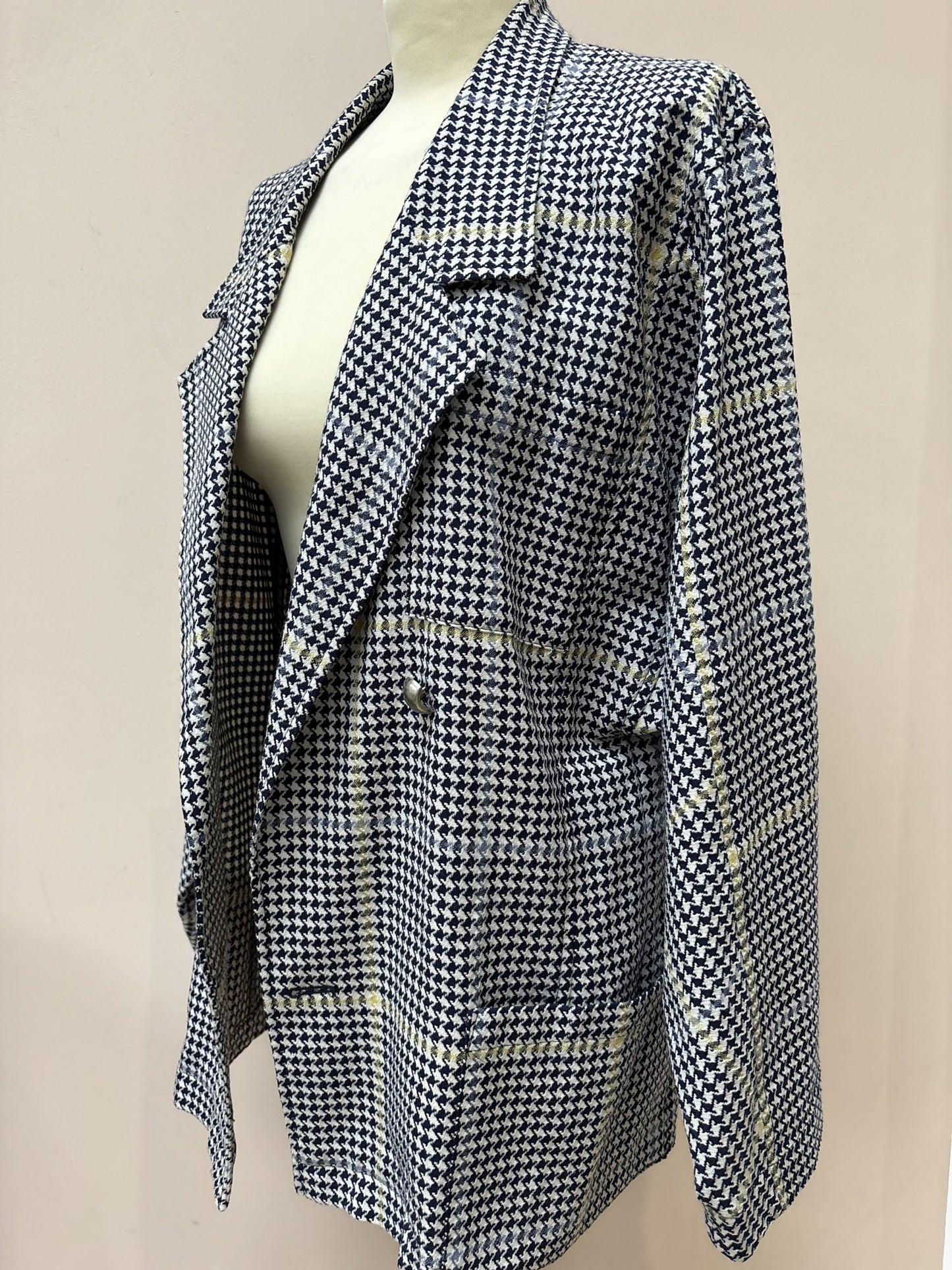 Vintage wool dogtooth jacket size 8/10