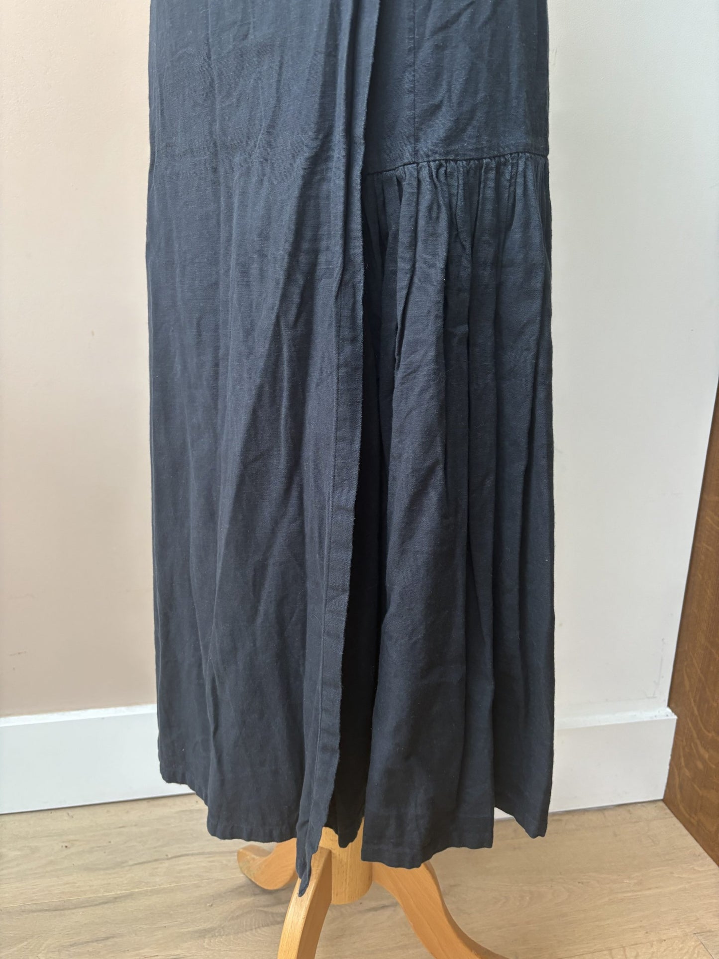 Really lovely Caramel cotton linen mix skirt size 8