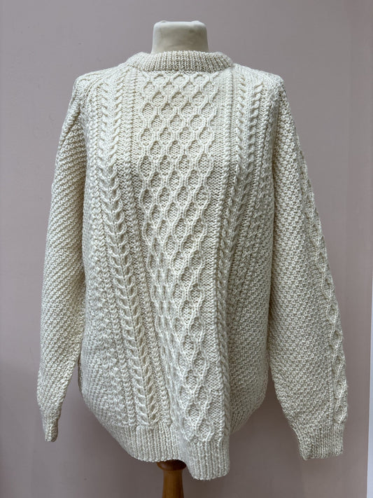 Vintage cream wool jumper size 12-16