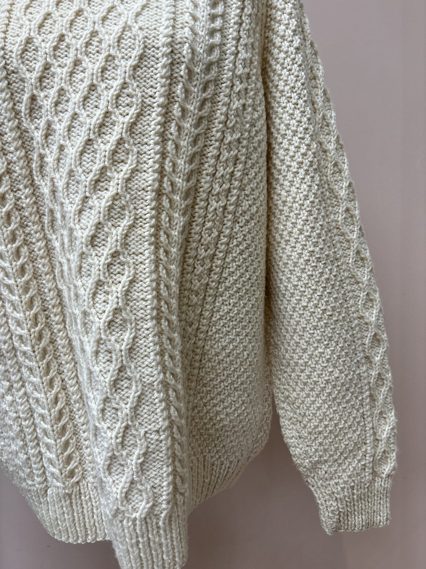 Vintage cream wool jumper size 12-16