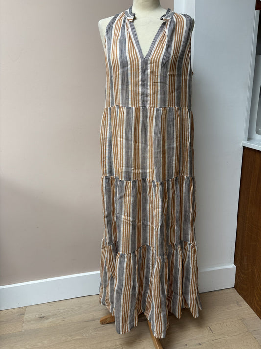 Linen dress BNWT size 14