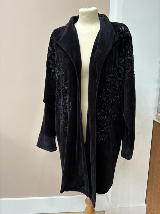 Vntage black velvet jacket size L