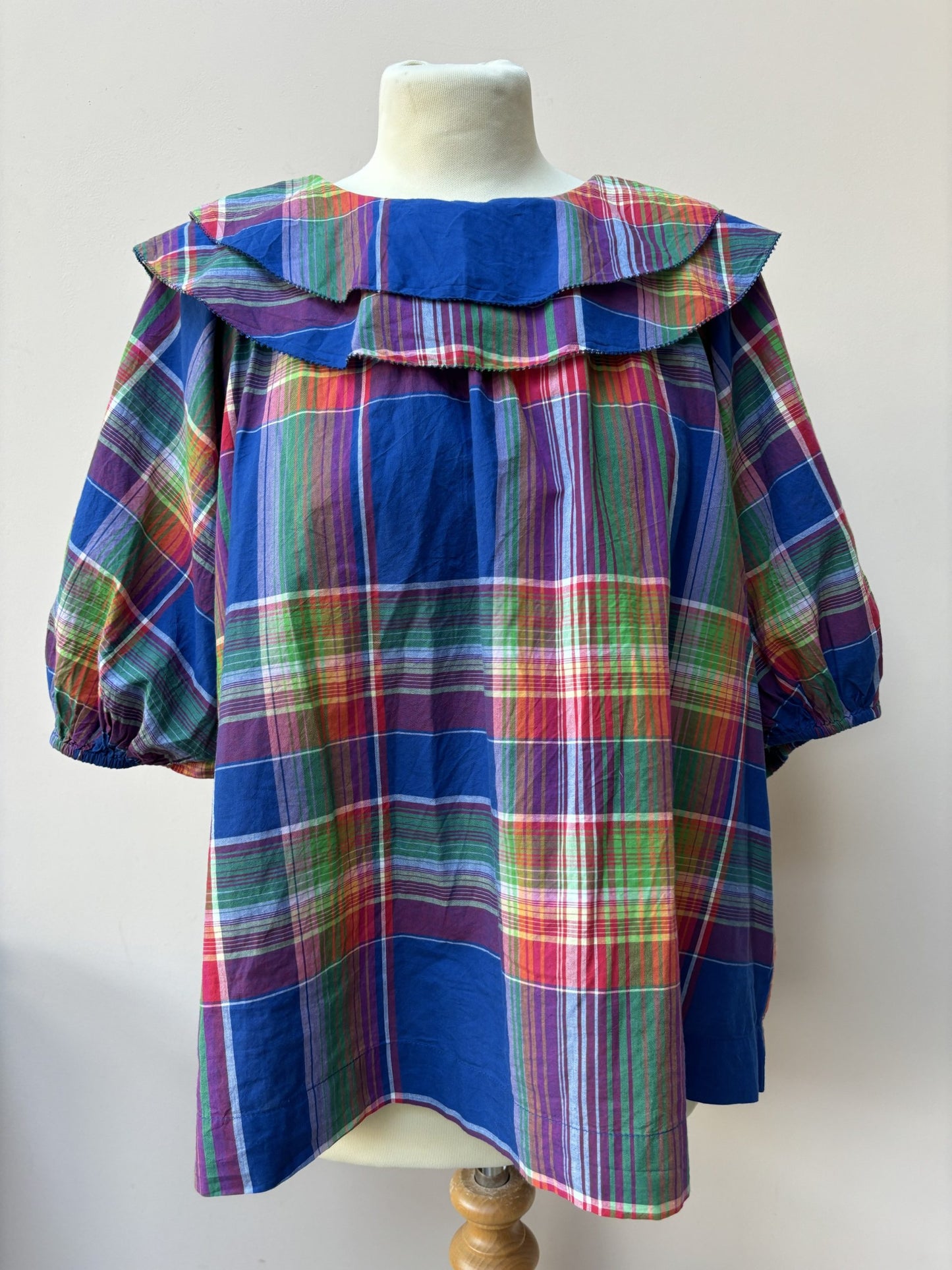 Colourful oversized collar top size 14