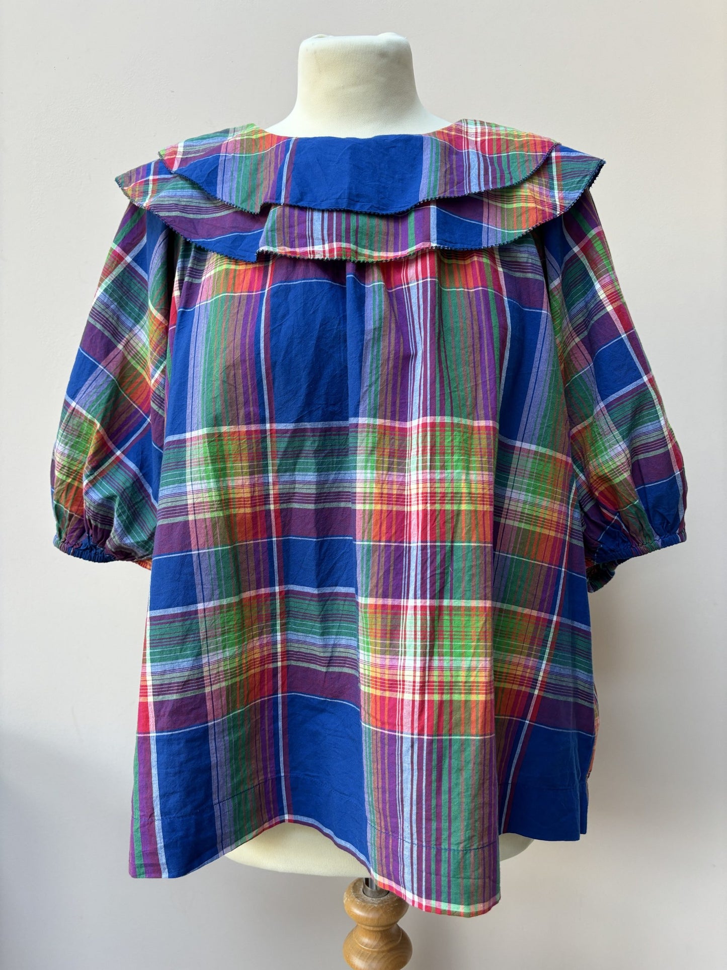 Colourful oversized collar top size 14