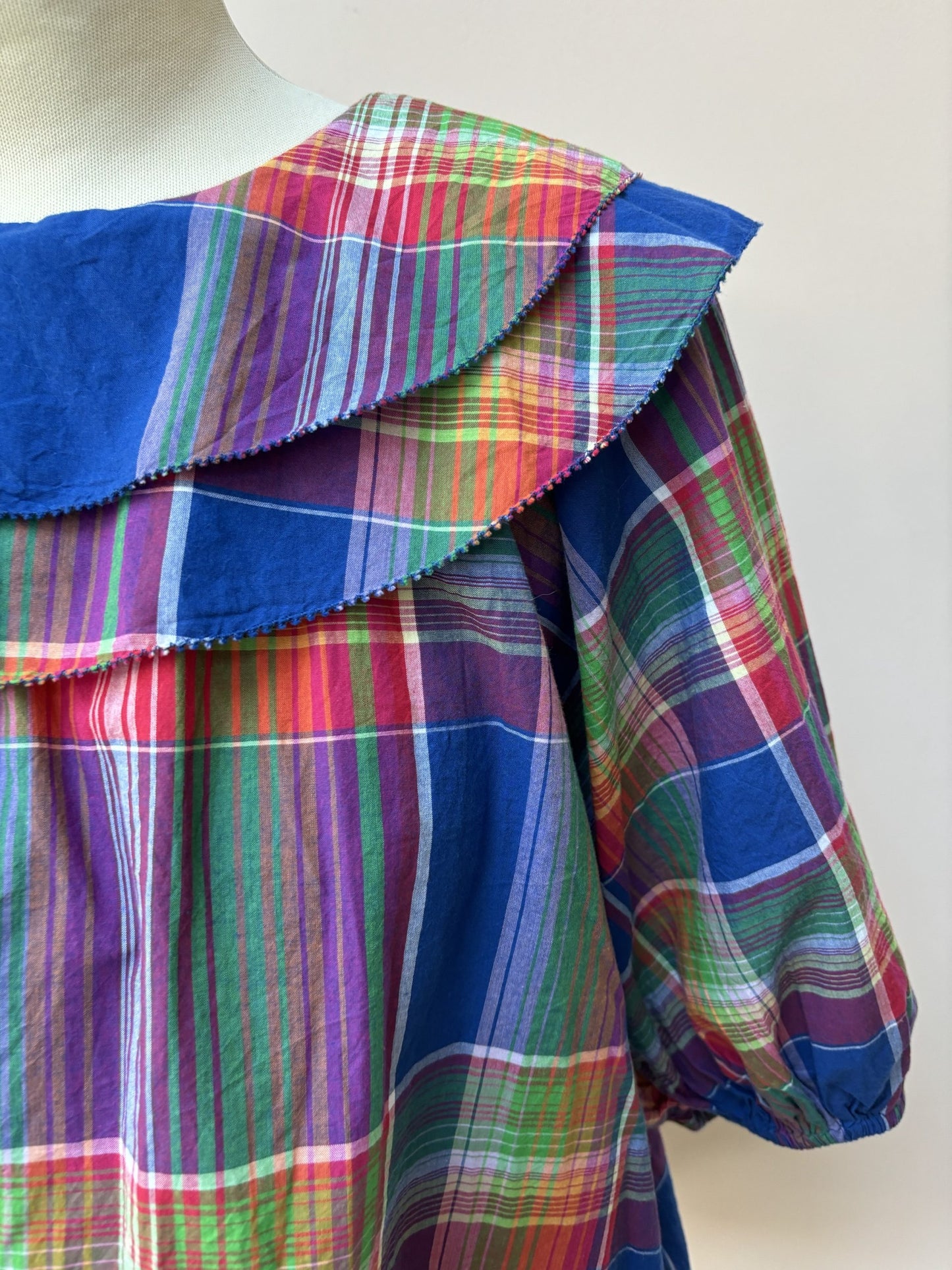 Colourful oversized collar top size 14