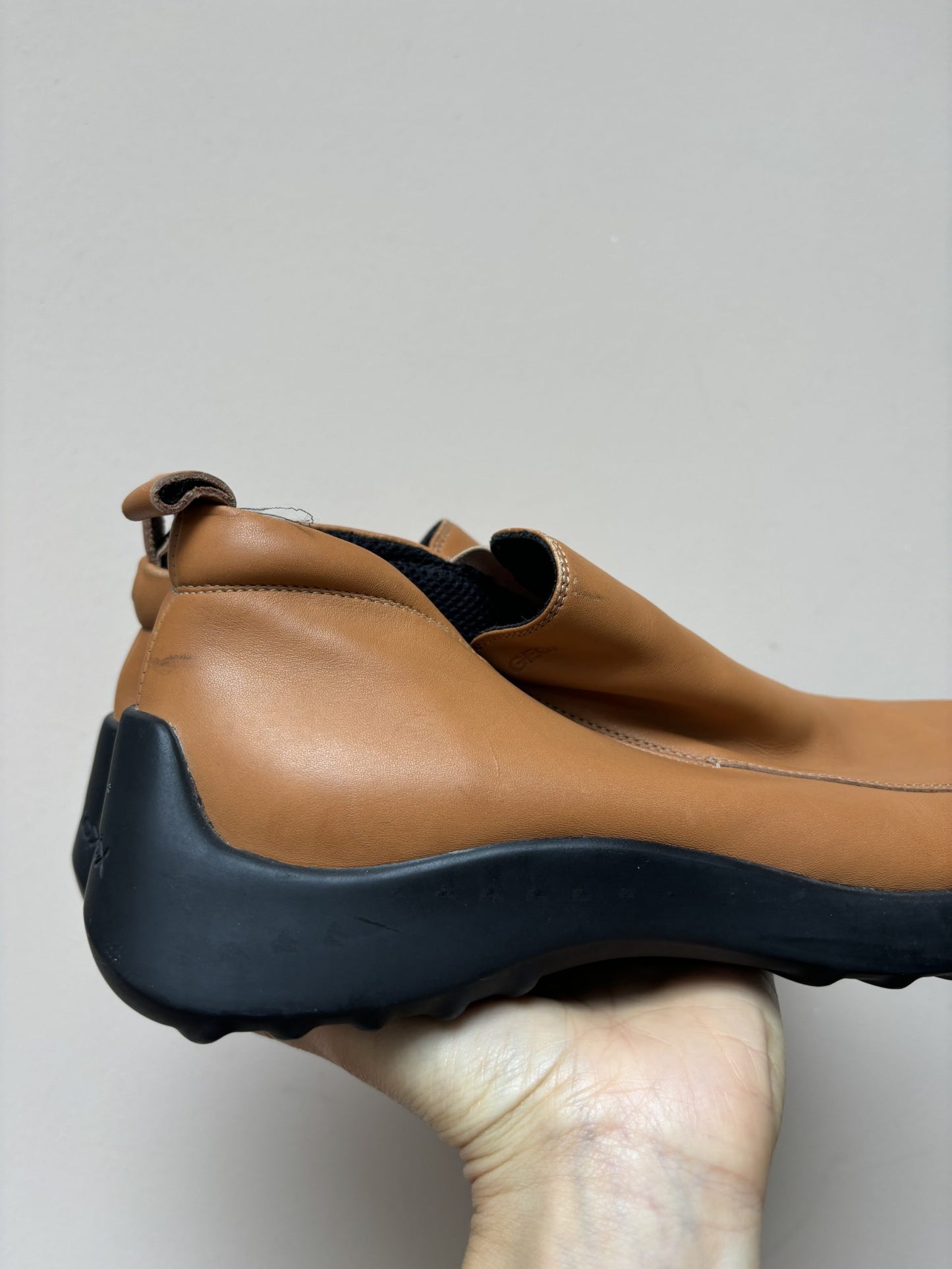 Brown leather shoes uk5