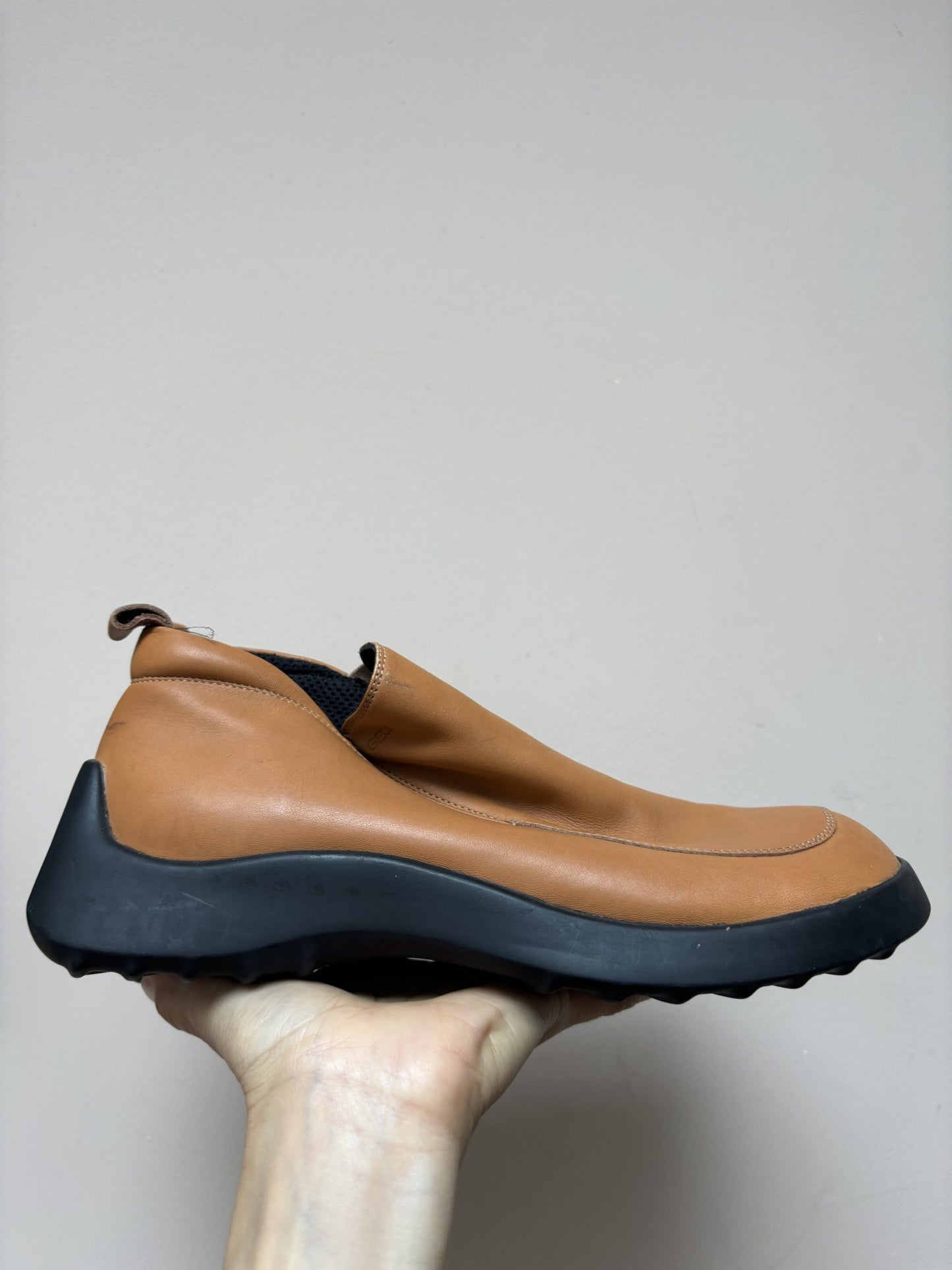 Brown leather shoes uk5