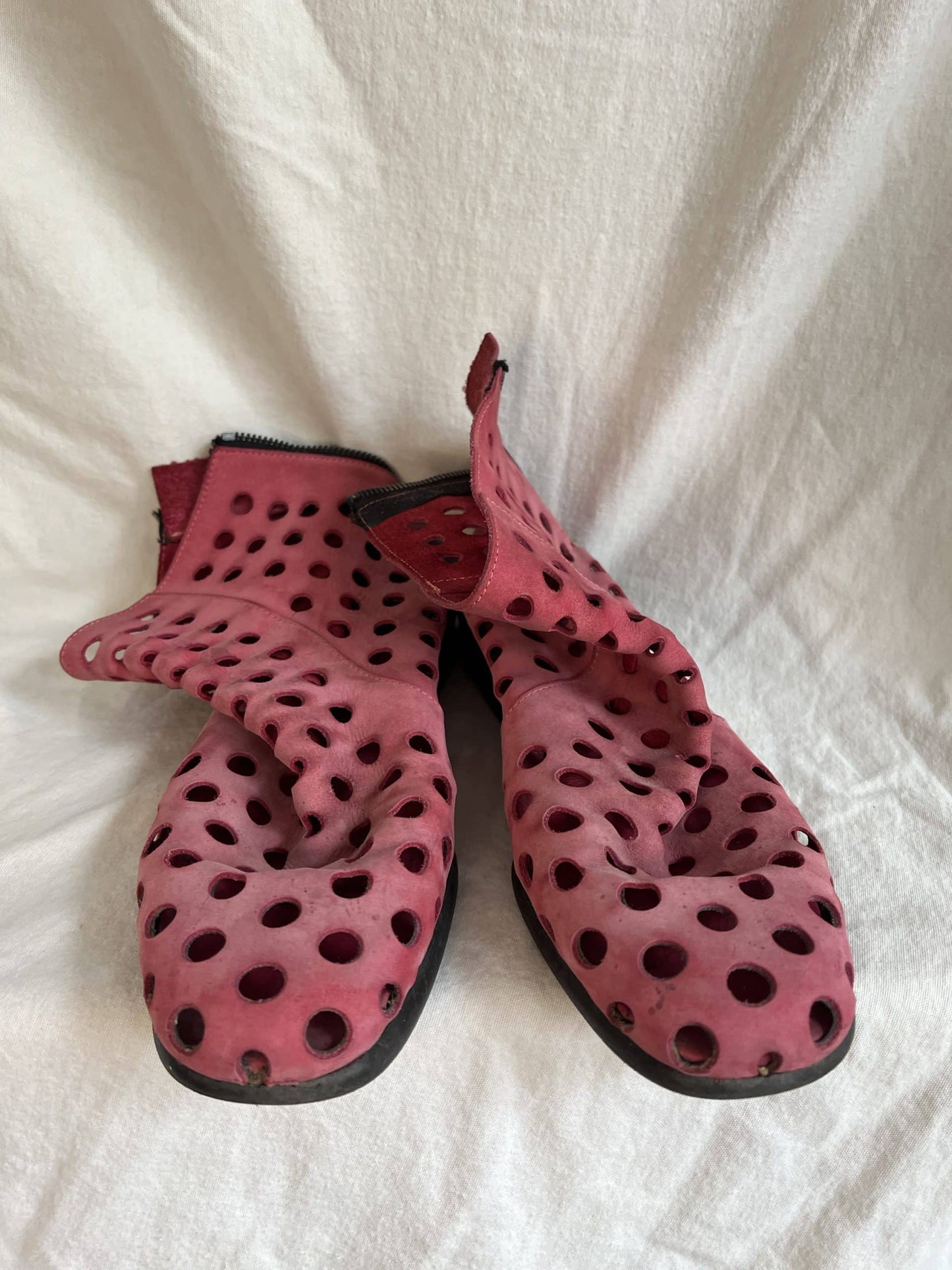 Vintage pink leather shoes UK5