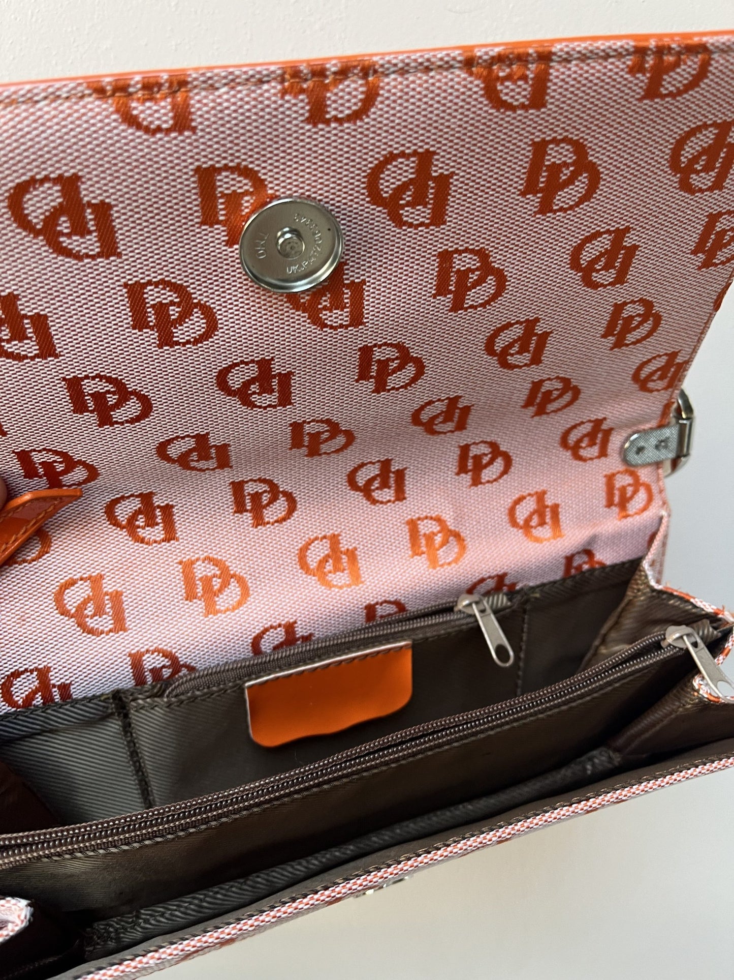 Orange 90's style handbag