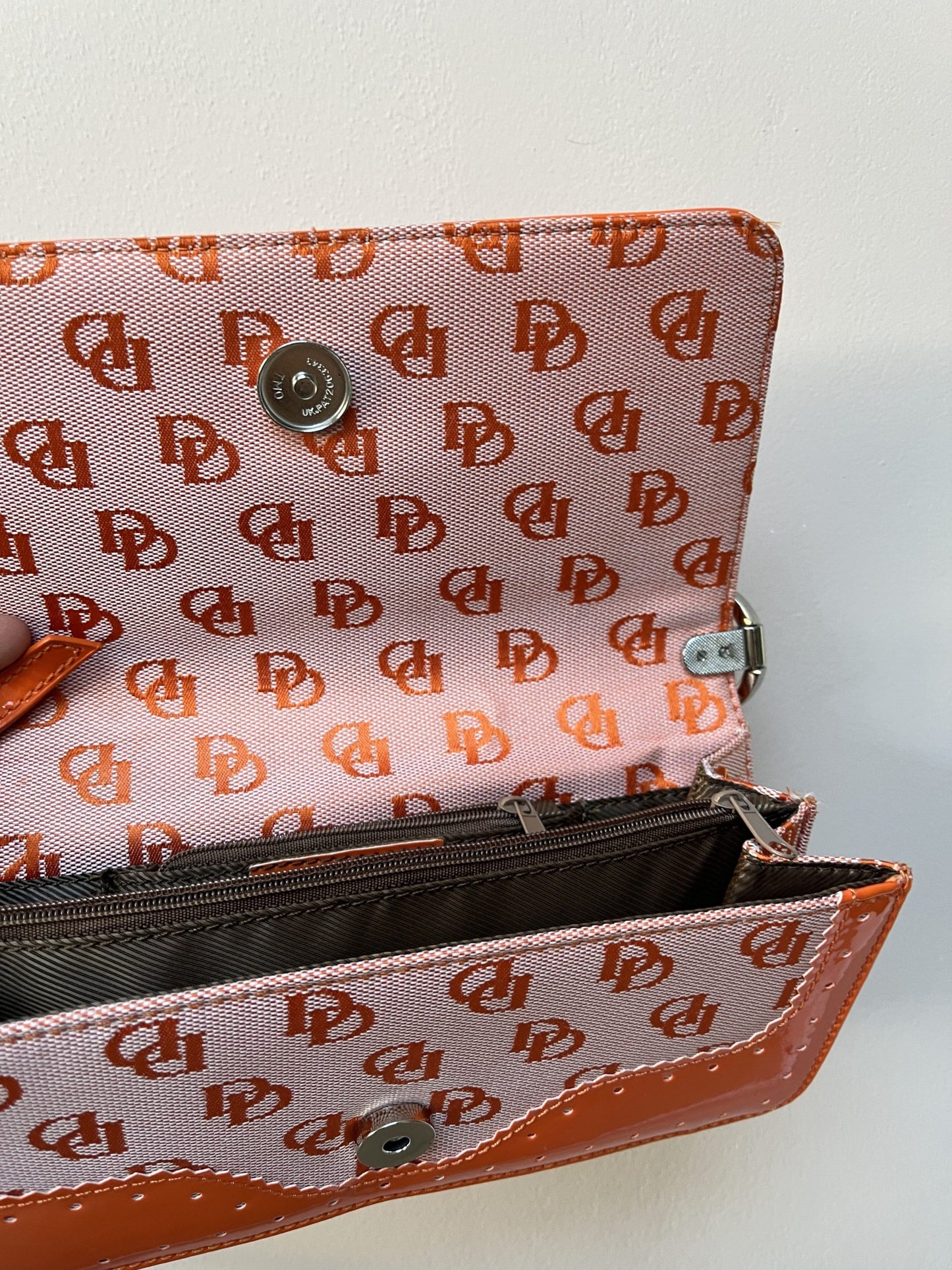 Orange 90's style handbag