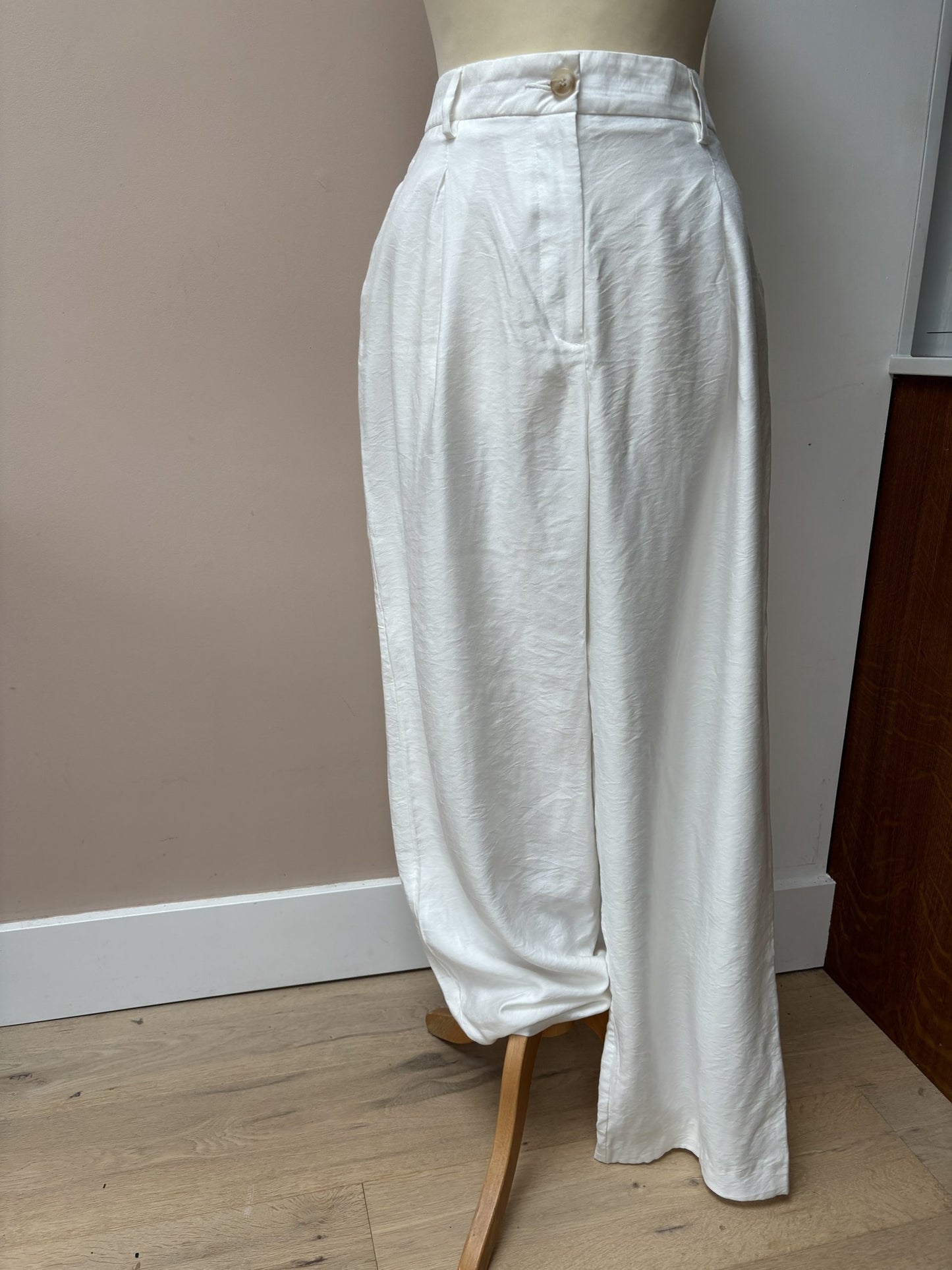 White trousers size 12