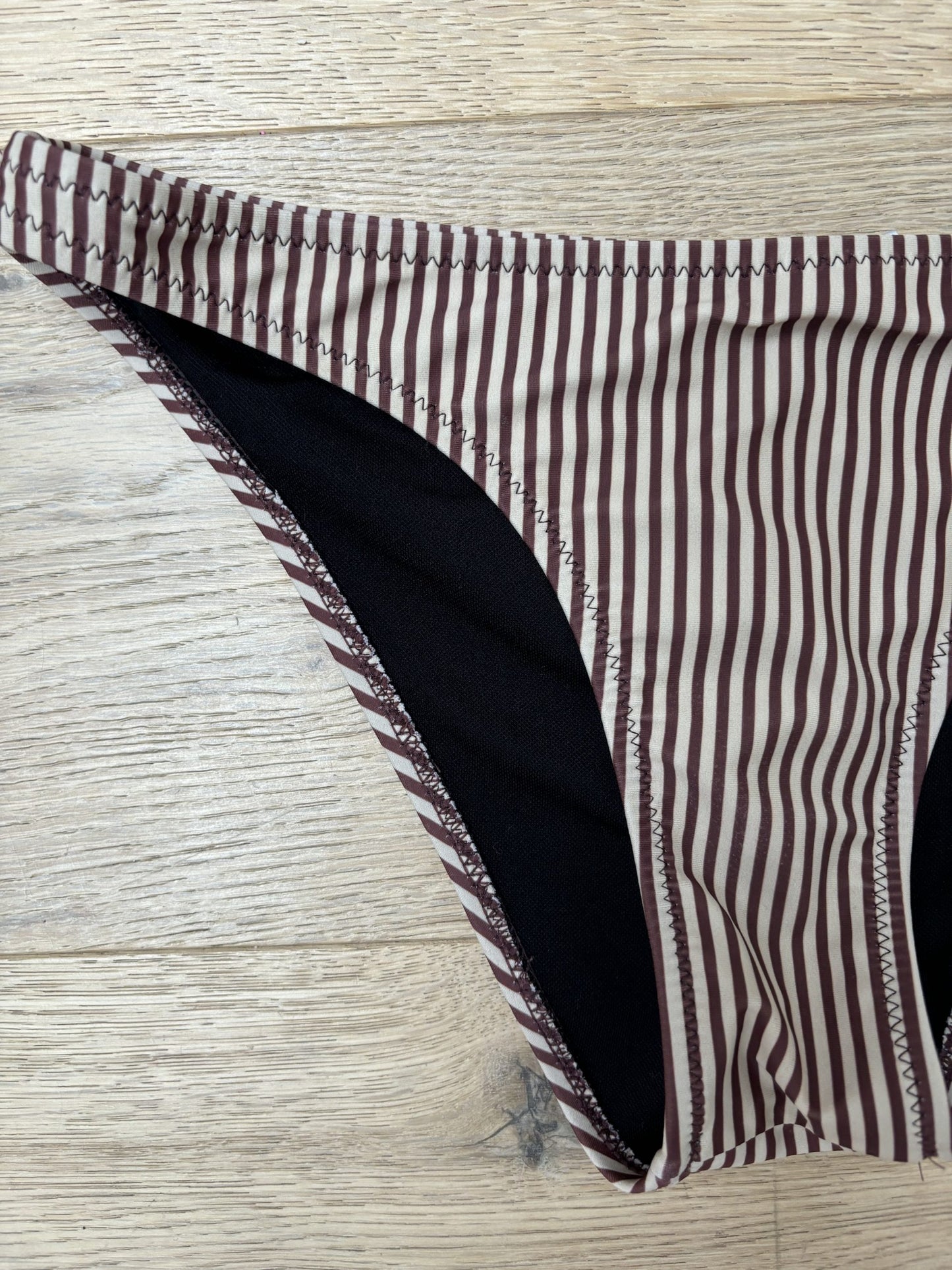 Brown beige striped frill bikini size M