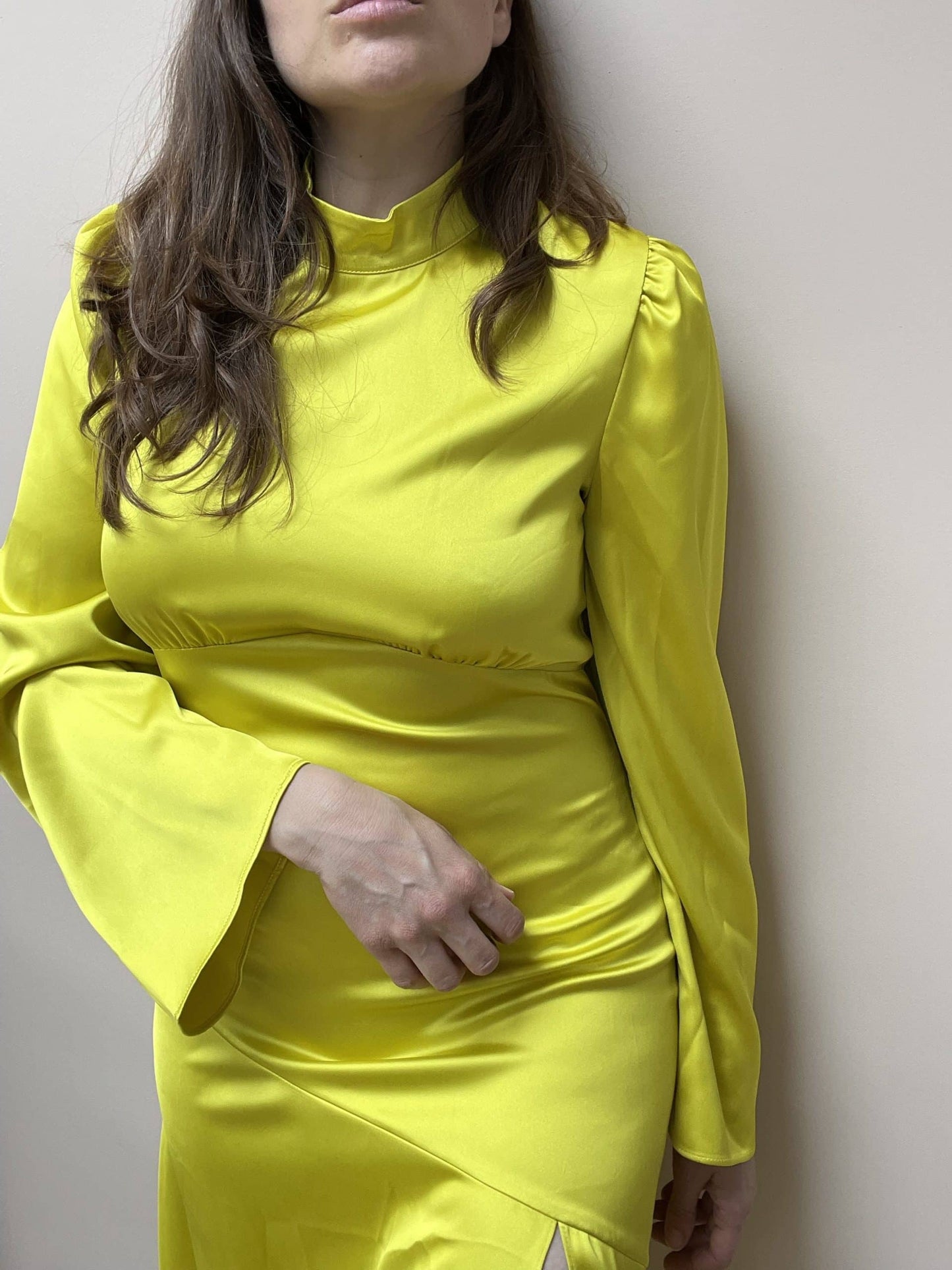 Stunning satin feel dress, size 12