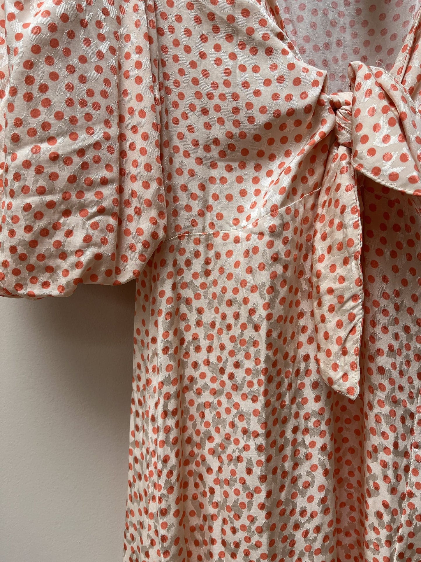 Puff sleeved polka dot dress size 14