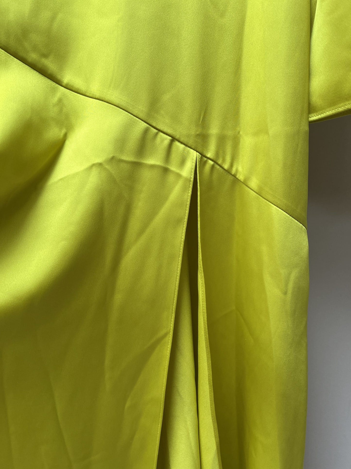 Stunning satin feel dress, size 12