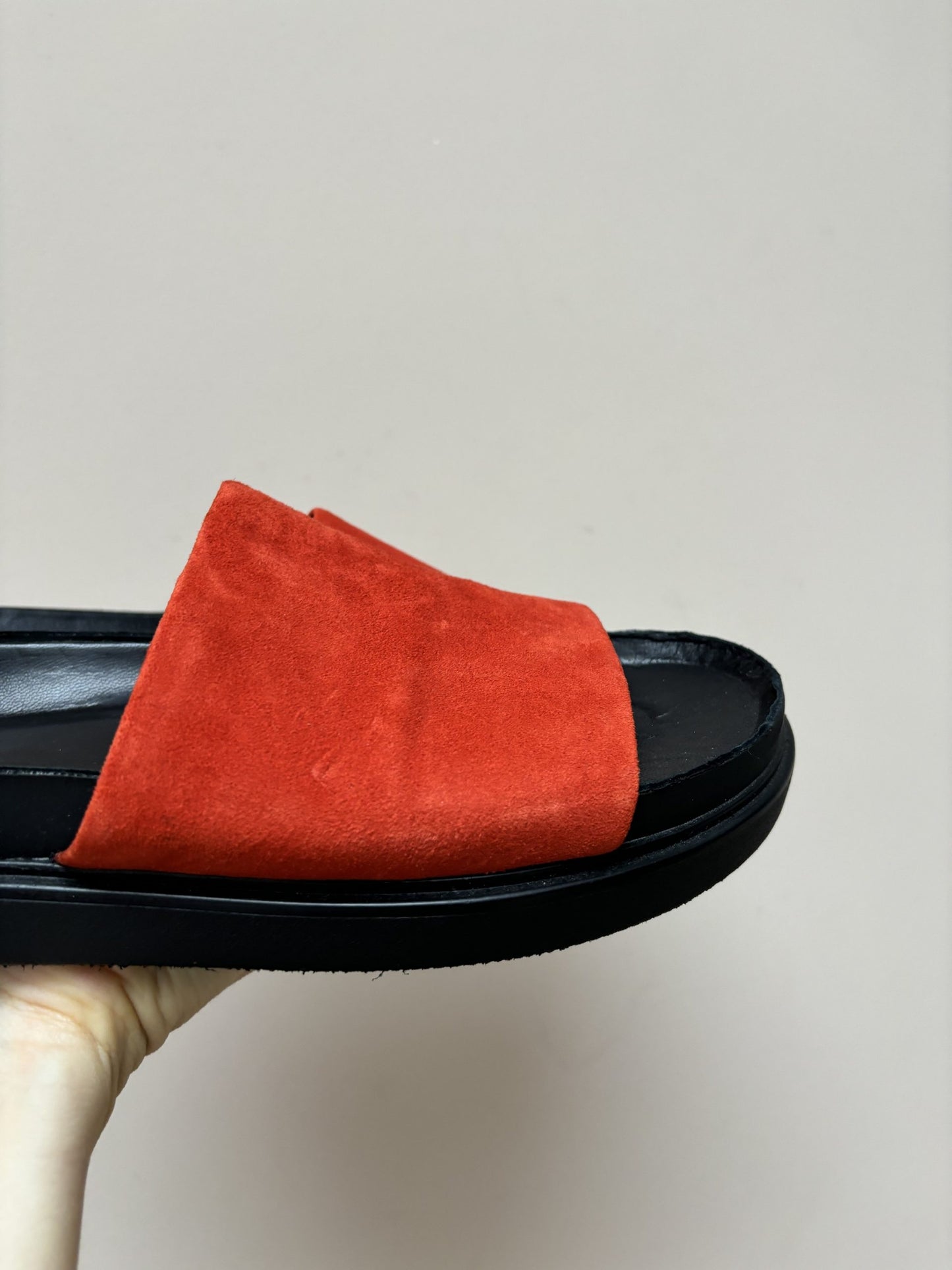 Vagabond orange suede shoes size 7