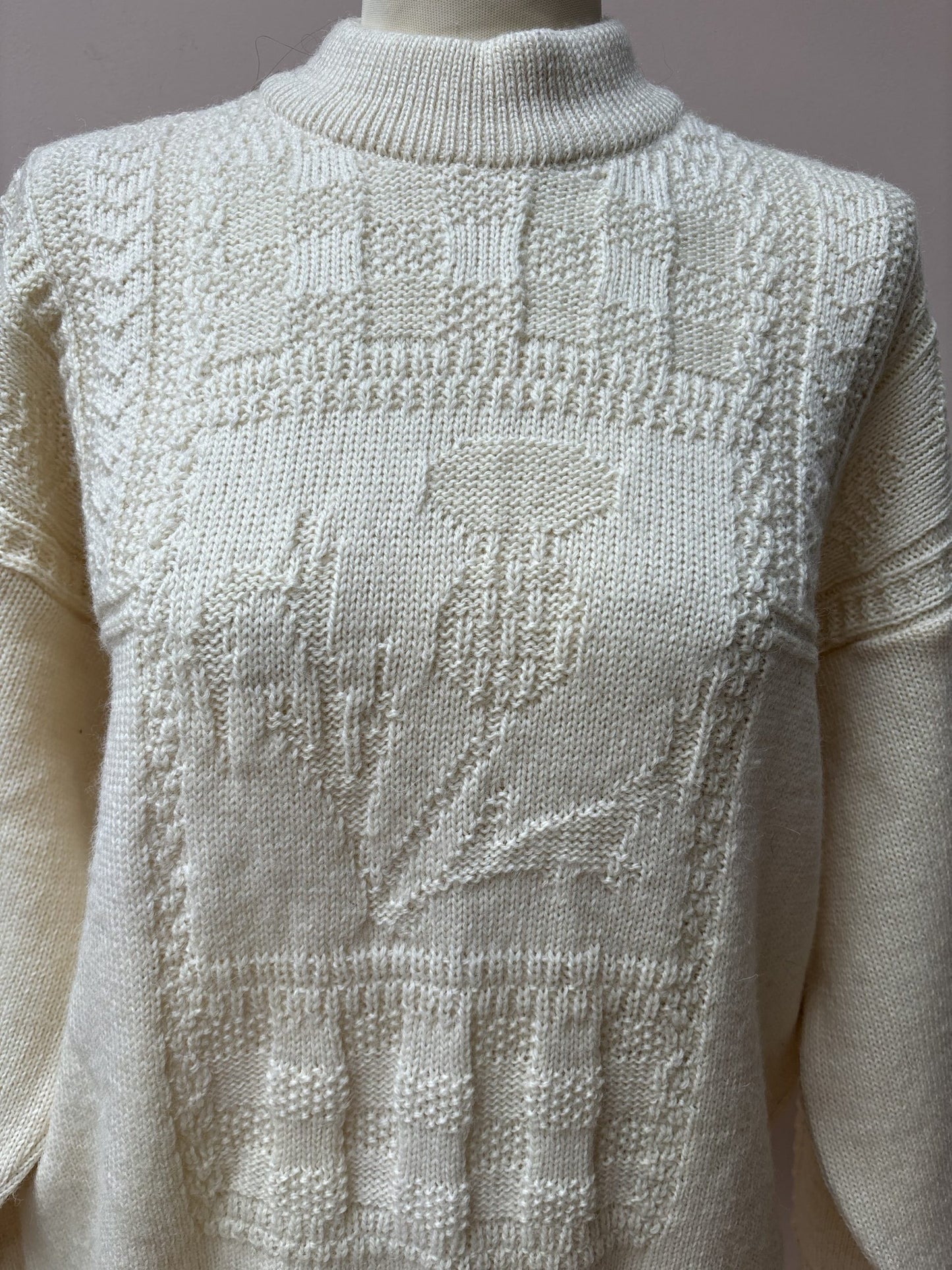 Vintage 100% wool jumper size 12/14