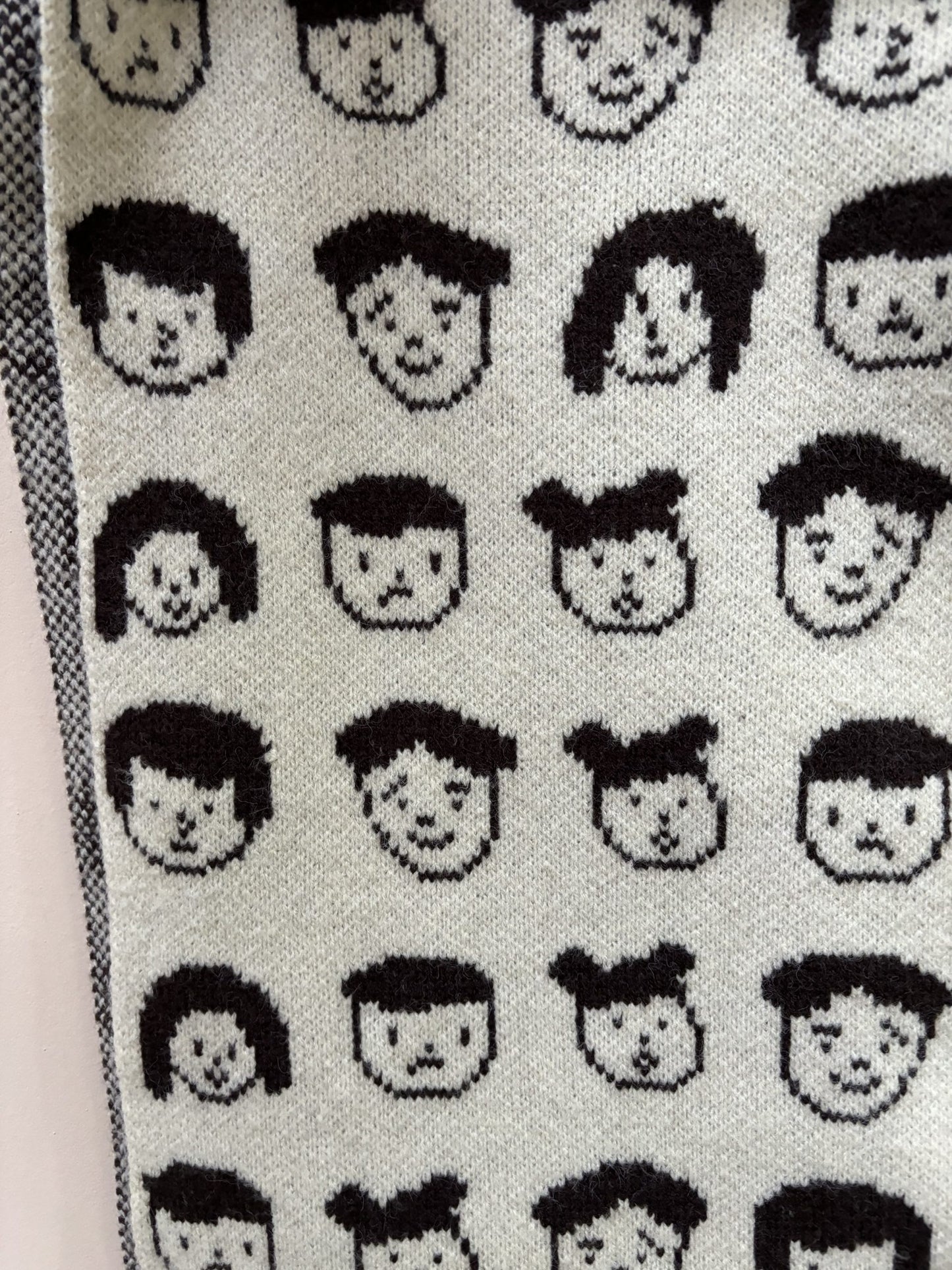 Soft faces pattern scarf