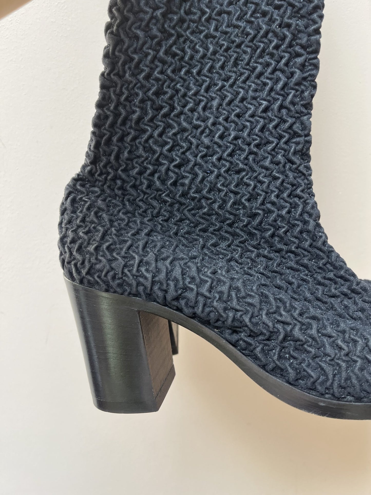 Black Russell & Bromley crinkle boots uk7