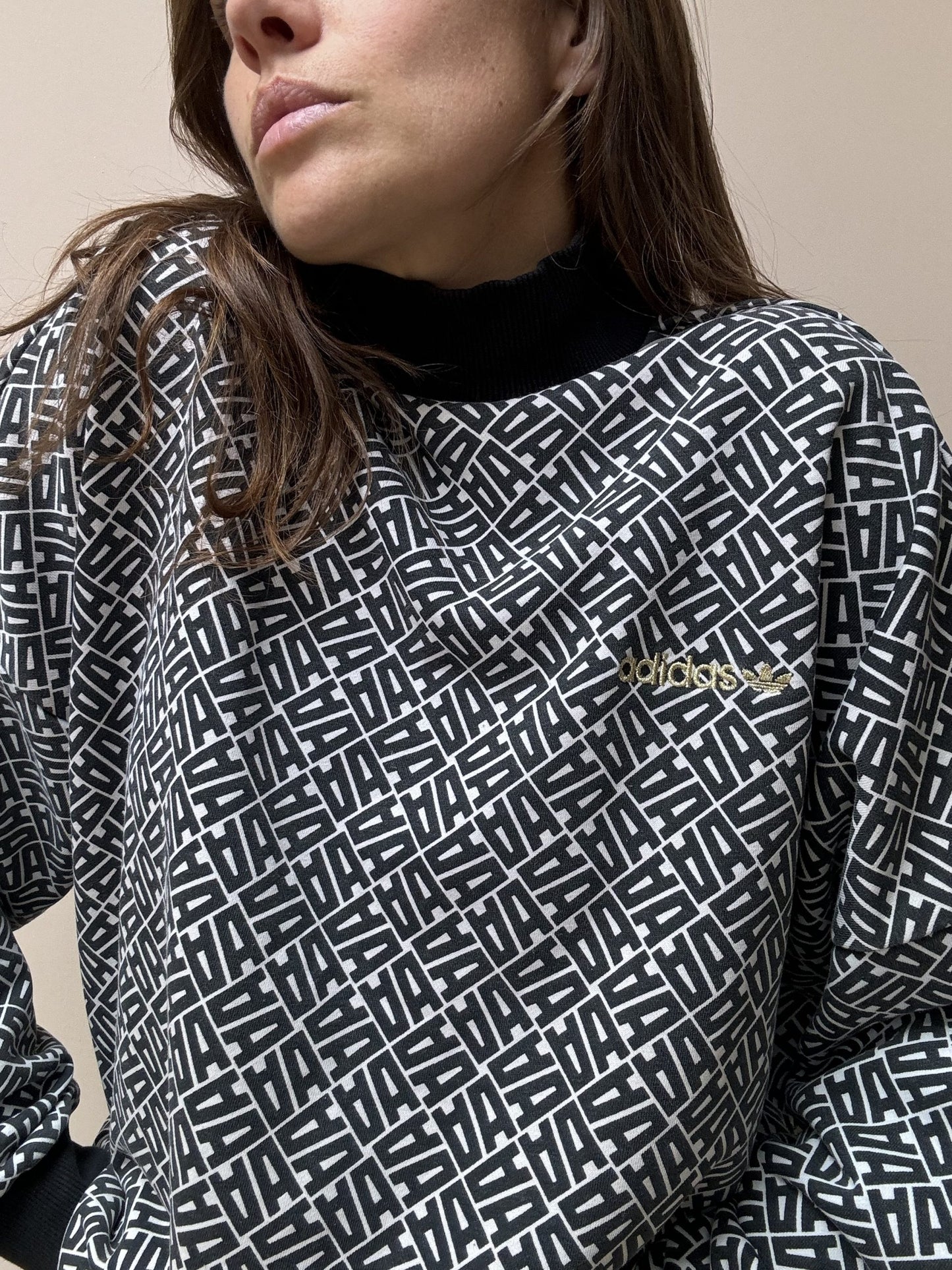 Vintage Adidas sweatshirt size 16