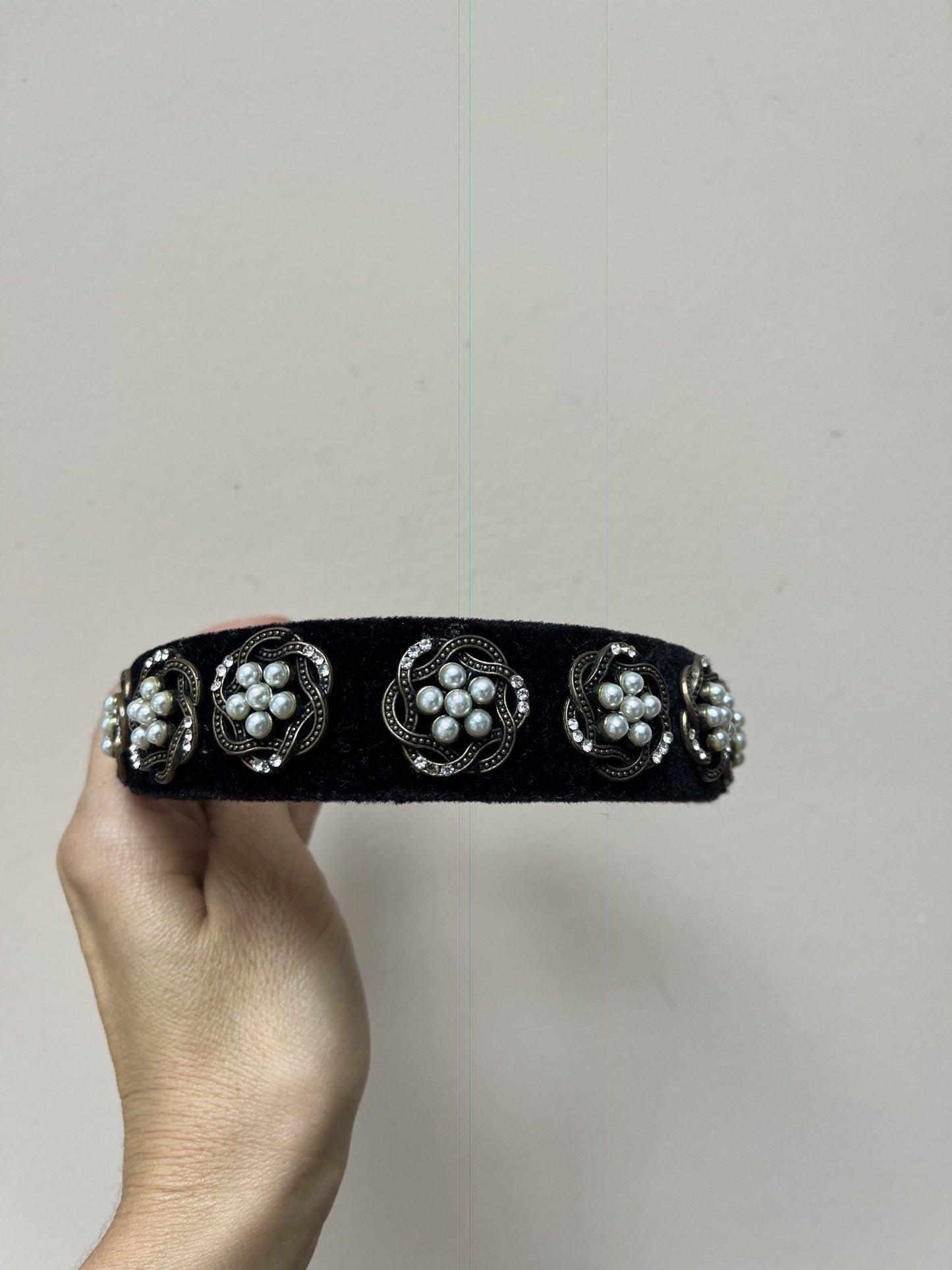 Embellished velvet hairband