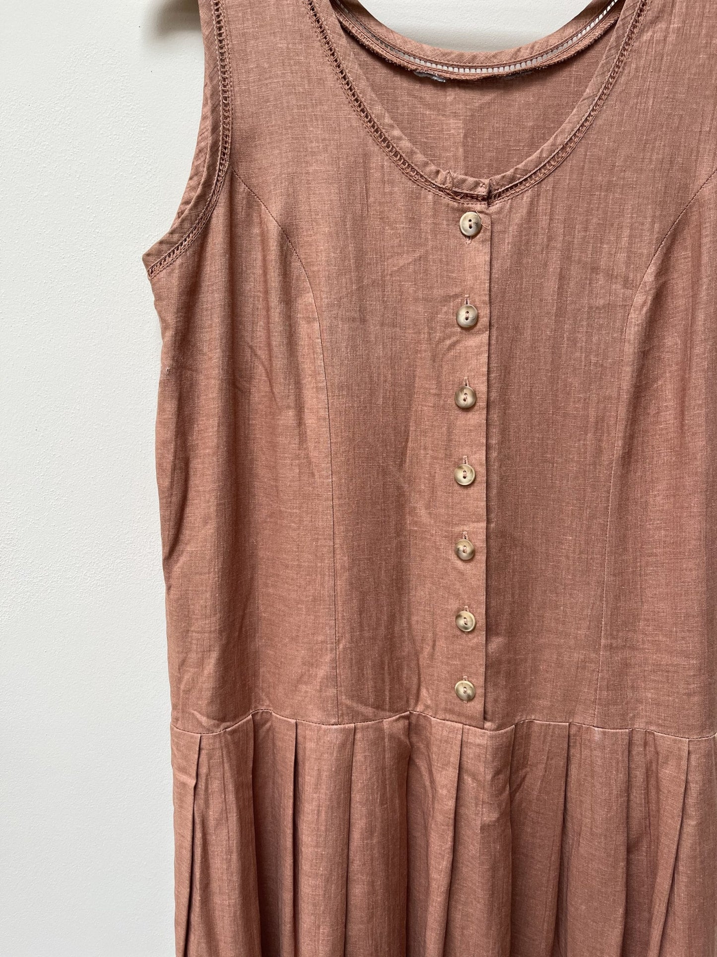 Vintage linen dress, dropped waist. Size 12/14