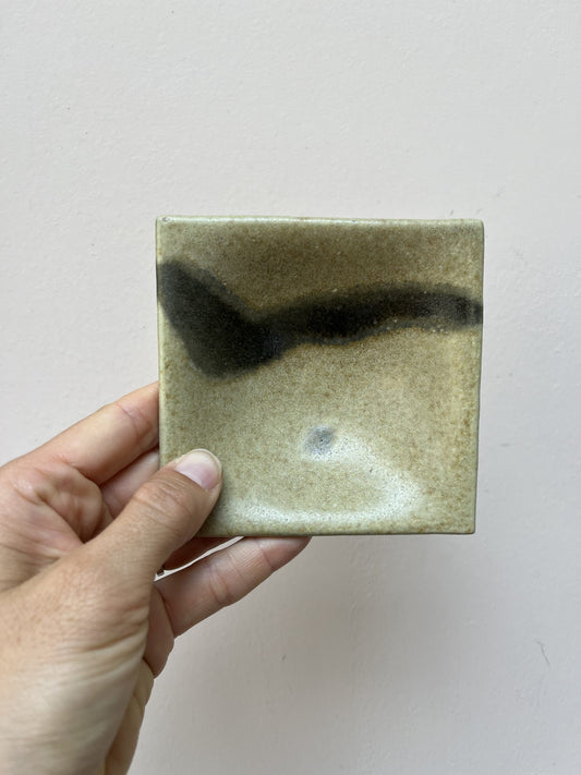 Ceramic trinket tray