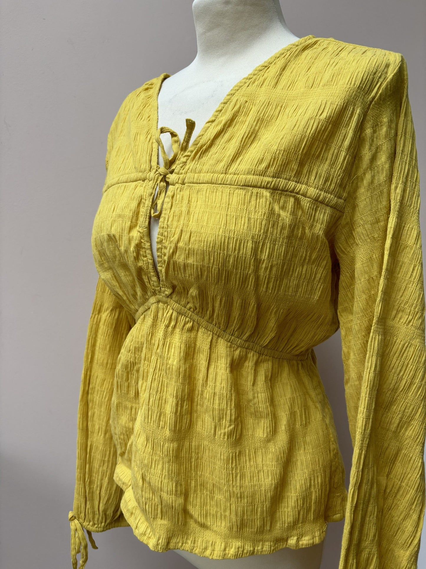 Yellow cotton top size 10