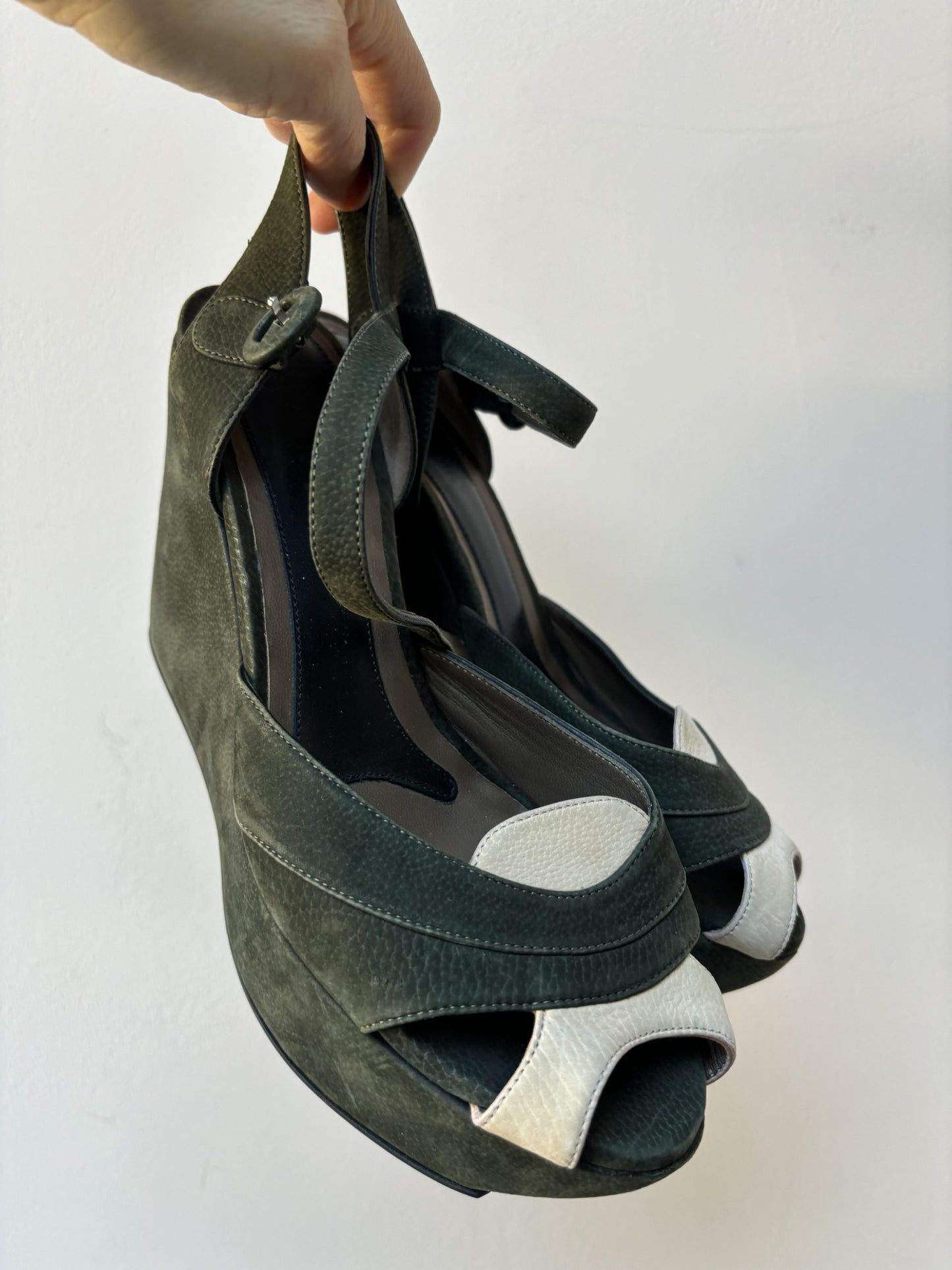 Marni suede wedge heels size 39 (UK6)