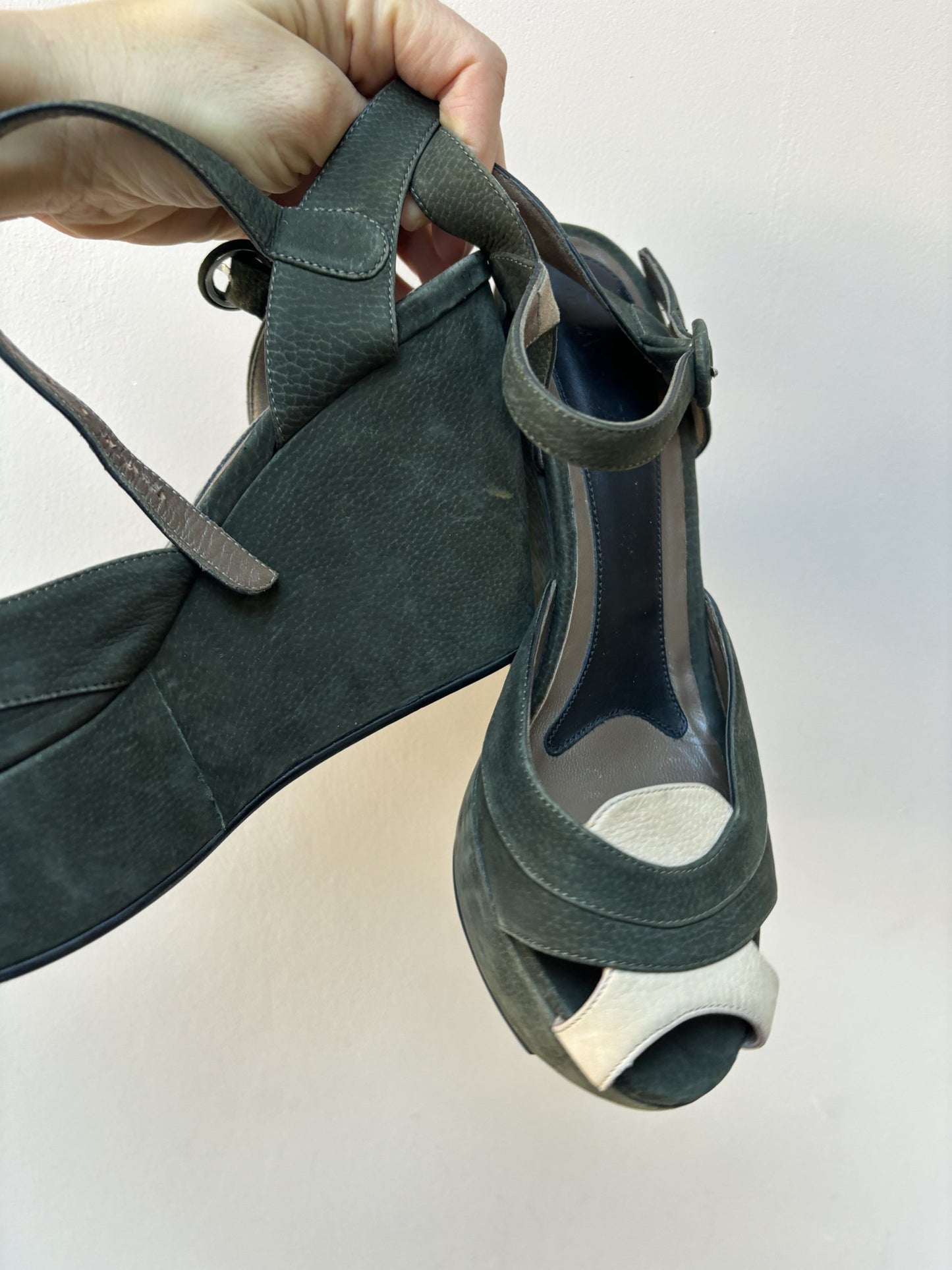 Marni suede wedge heels size 39 (UK6)