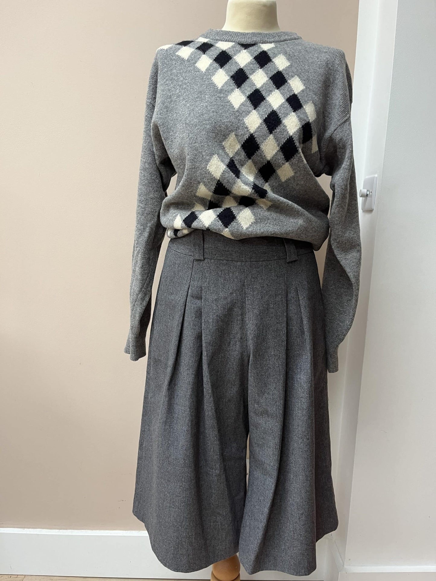 Wool cashmere mix culottes size 12