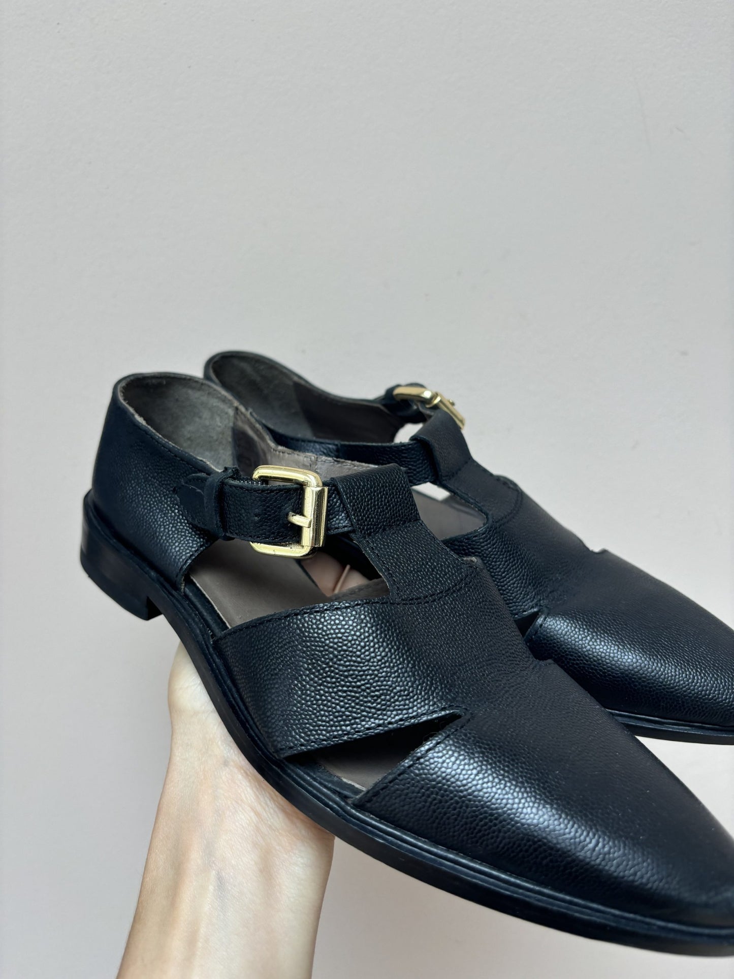 Black leather cut out flats size UK4