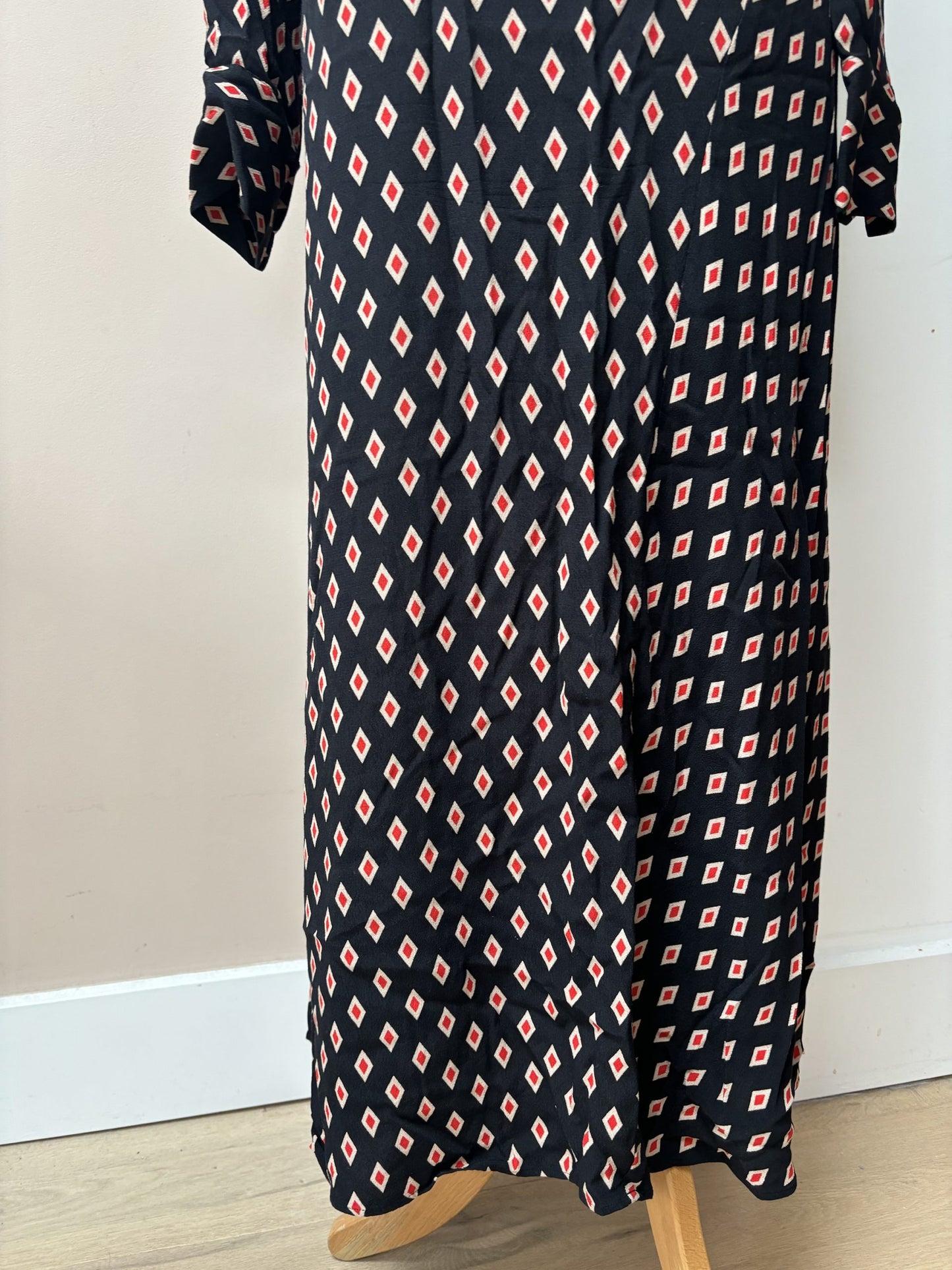 Geometric patterned dress size 10