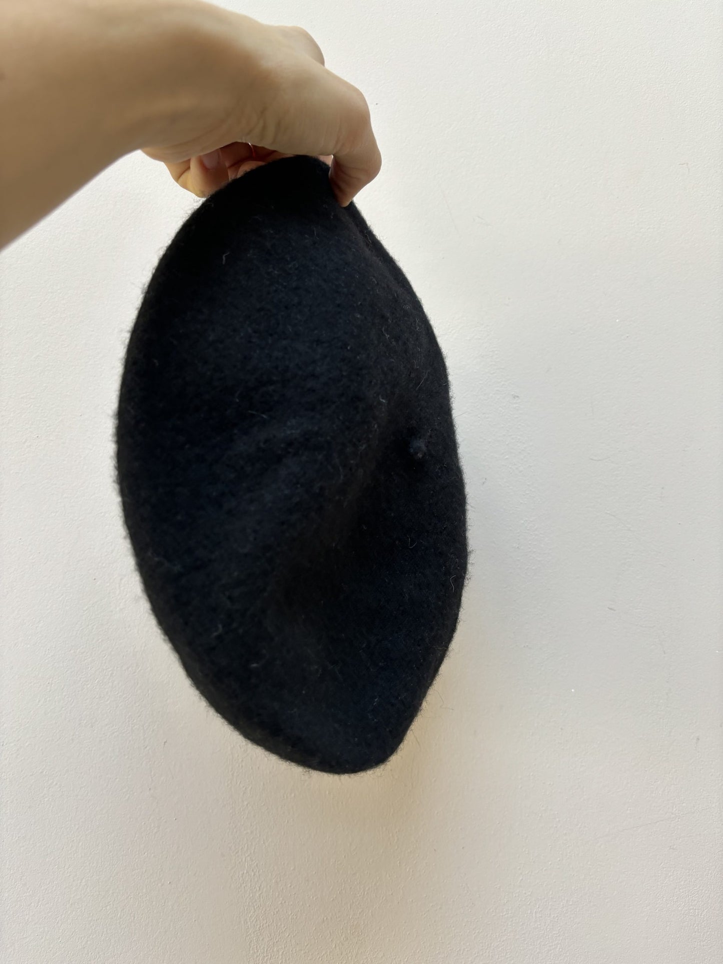 Black wool beret